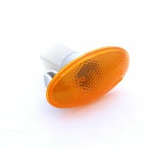 Lumax Fender Indicator Light suitable for SX4, WagonR Type 3 Amber Type