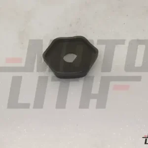 SEAT,REAR STRUT UPPER